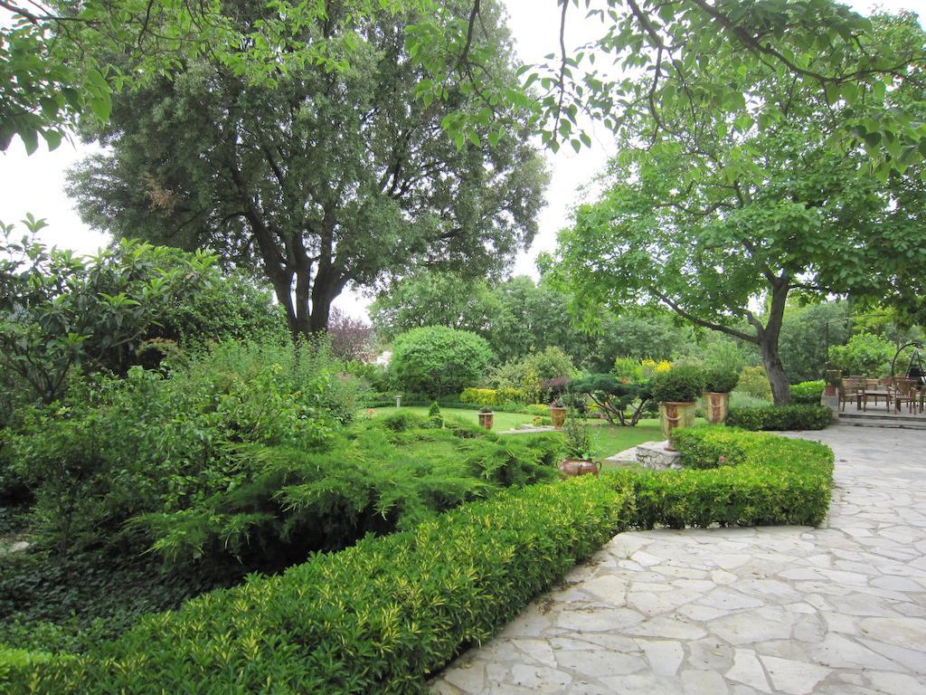 La Frandomiere Bed & Breakfast Saint-Martin-de-Londres Bagian luar foto
