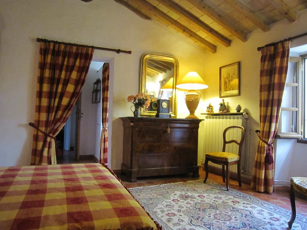La Frandomiere Bed & Breakfast Saint-Martin-de-Londres Bagian luar foto