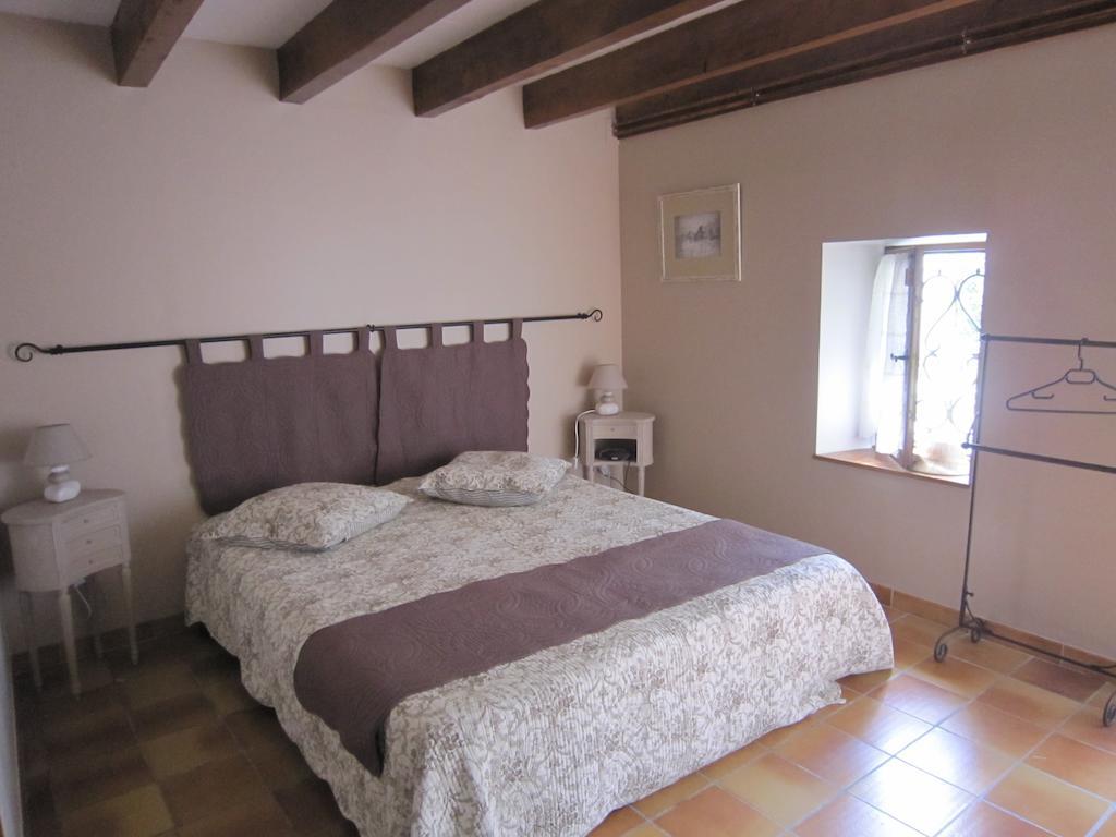 La Frandomiere Bed & Breakfast Saint-Martin-de-Londres Ruang foto