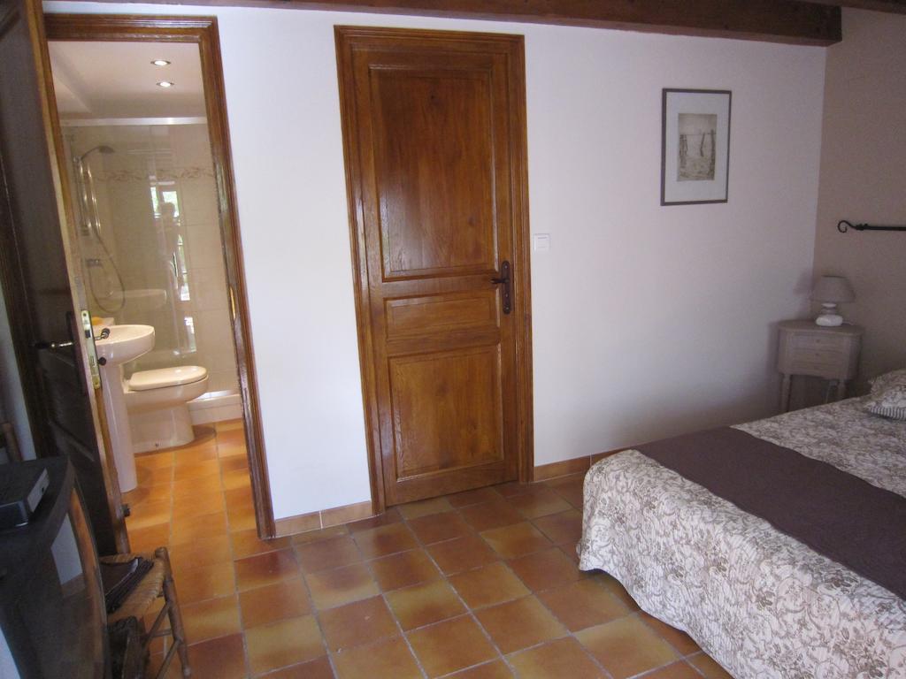 La Frandomiere Bed & Breakfast Saint-Martin-de-Londres Ruang foto